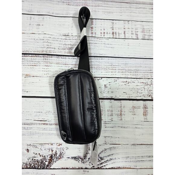 Lululemon Everywhere belt bag Wunder Puff in black NWT - Picture 1 of 7